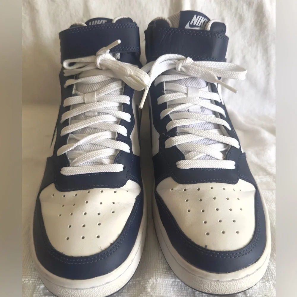 Nike Court Borough 2 Mid  Sneakers - White/Navy - Size 6Y
